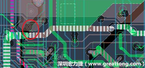 慢慢確認(rèn)CAF發(fā)生的位置后，可以配合Gerber查看PCB的結(jié)構(gòu)是否有通孔太近或是線(xiàn)路太近的問(wèn)題。