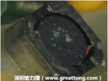 使用銀(Ag)鍍層的電源電感器(Power Inductors)，經(jīng)過(guò)推力測(cè)試后，零件端點(diǎn)上已經(jīng)看不到任何鍍層的痕跡了，所以其耐推力就比較小。