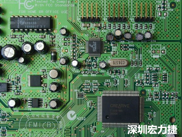 針對PCB區(qū)塊產(chǎn)生的EMI干擾問題，可使用EMI改善對策元件重點改善。