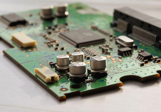 PCB制板工藝中的過孔塞油是什么意思？